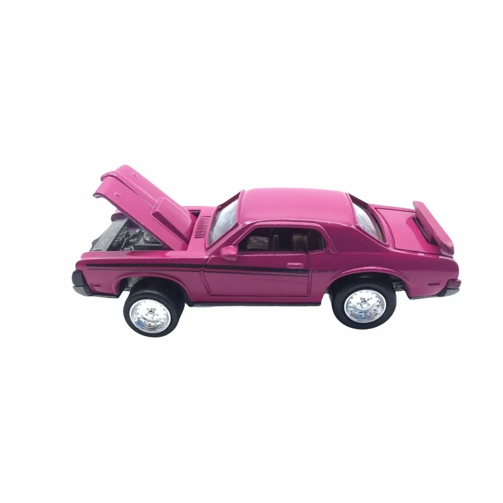 Johnny Lightning Muscle Car USA 1969 Mercury Cougar Eliminator Pink Diecast 1/64